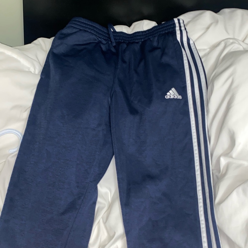 Adidas XL 
Sweatpants 
Boys